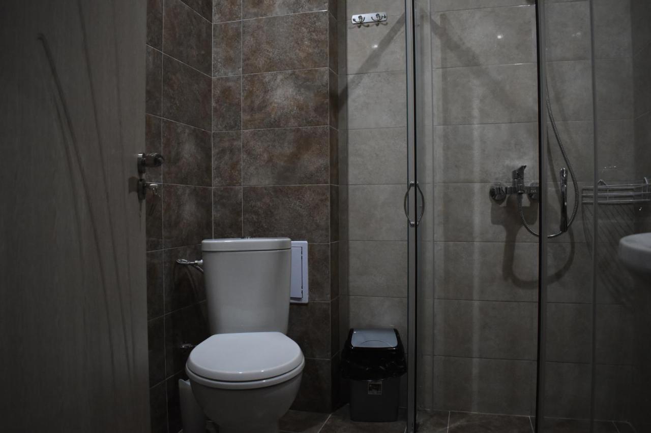 Хотел Чинар Кирково Bagian luar foto